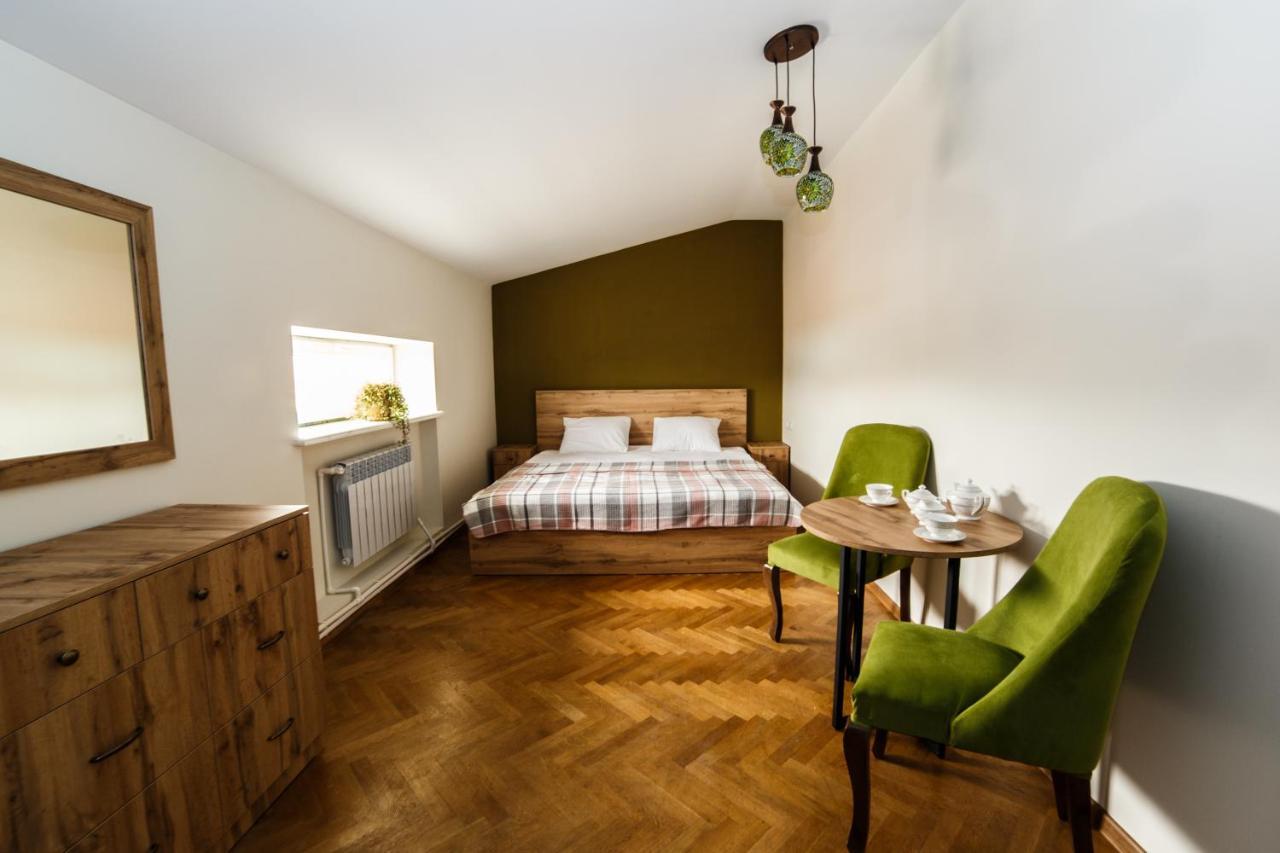 Red Castle Otel Erivan Dış mekan fotoğraf